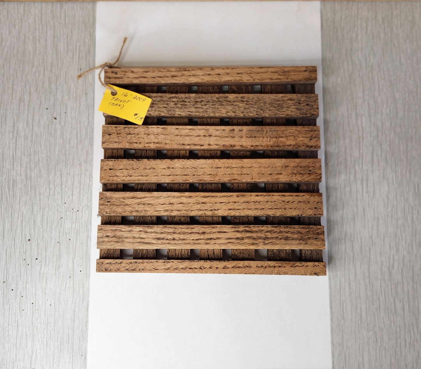 Trivet