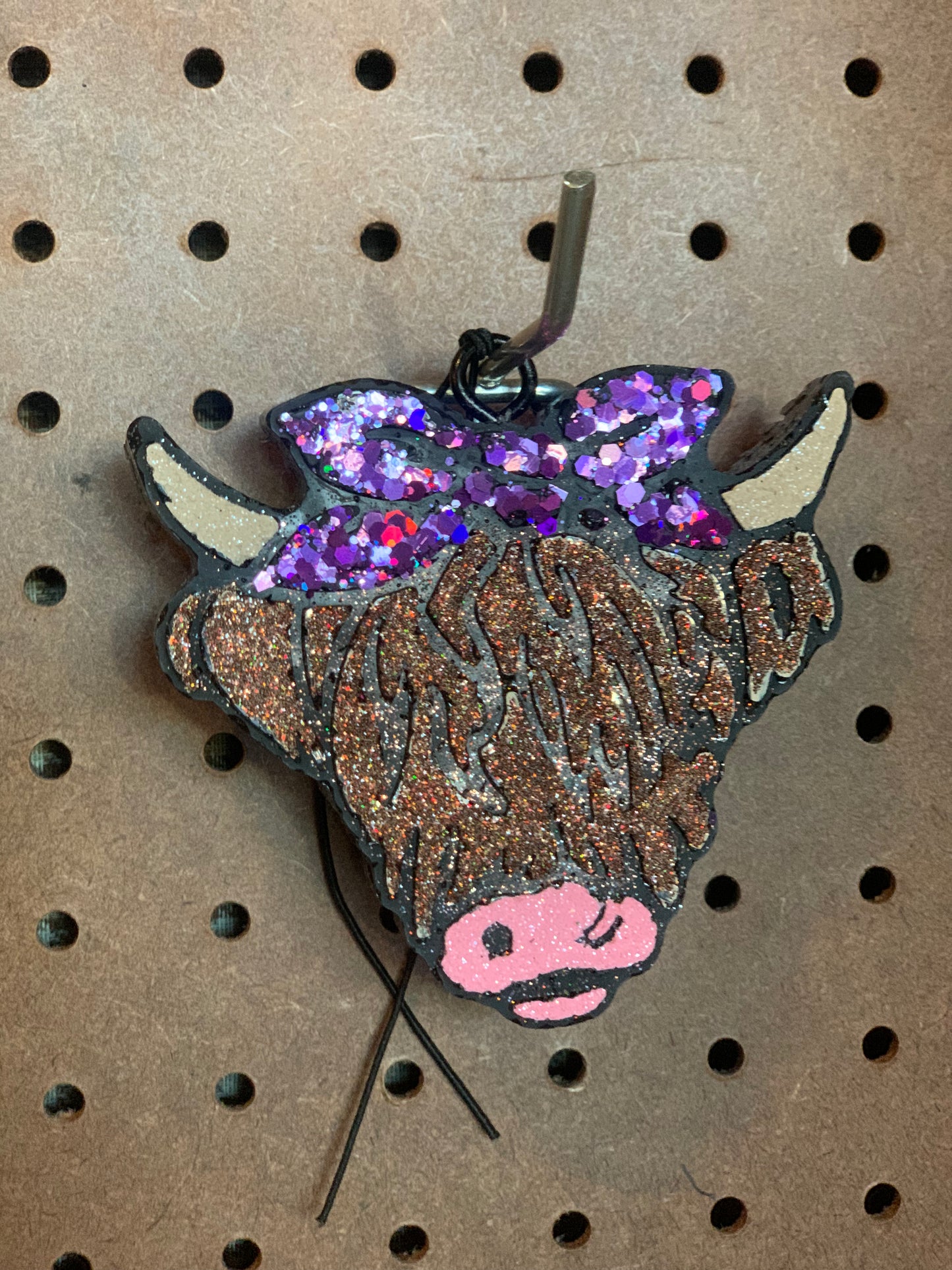 HF- Highland Cow w/Bow Freshie