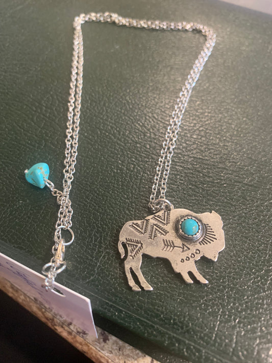 Necklace Buffalo w/Turquoise Oval Stone