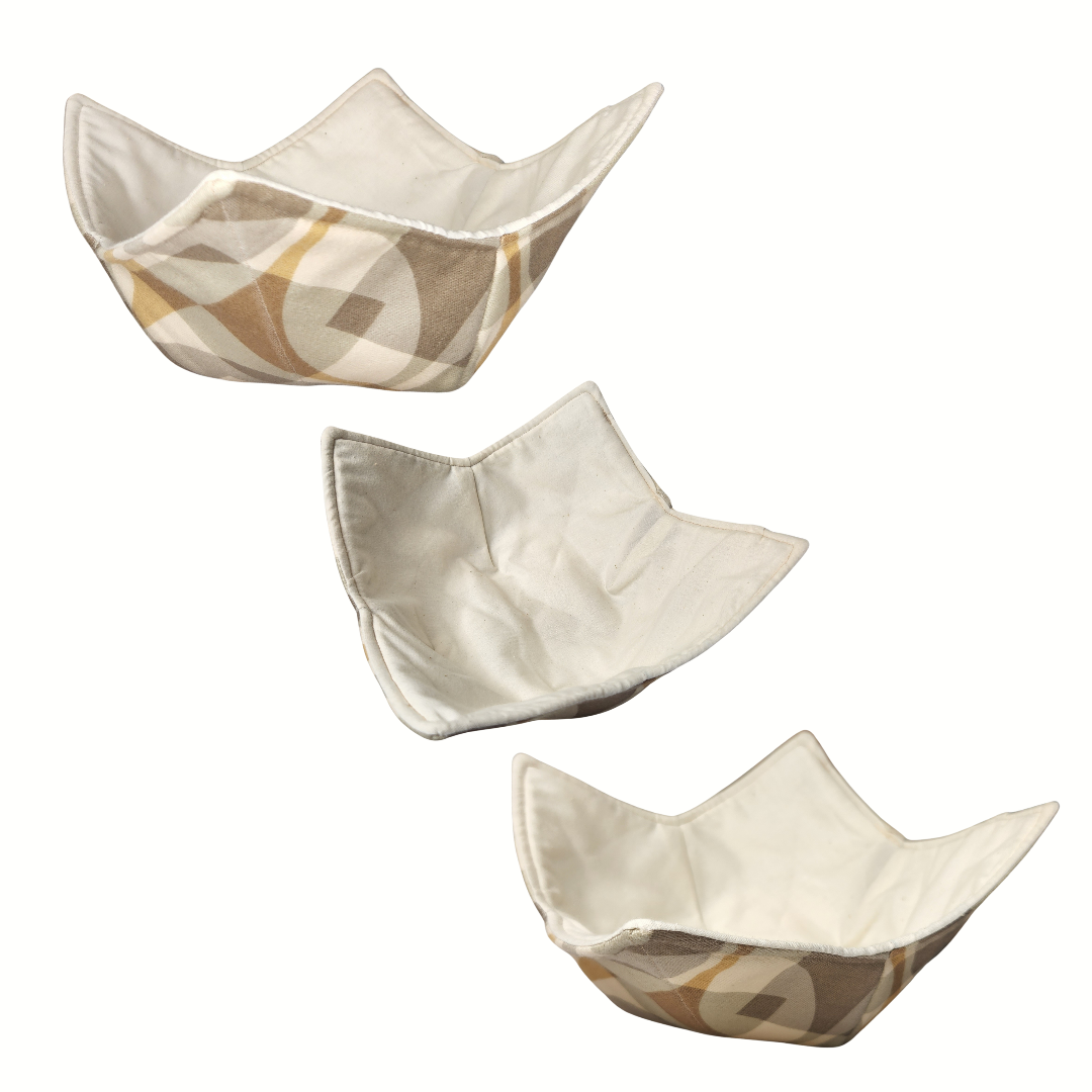 Off White Patterned Bowl Cozy