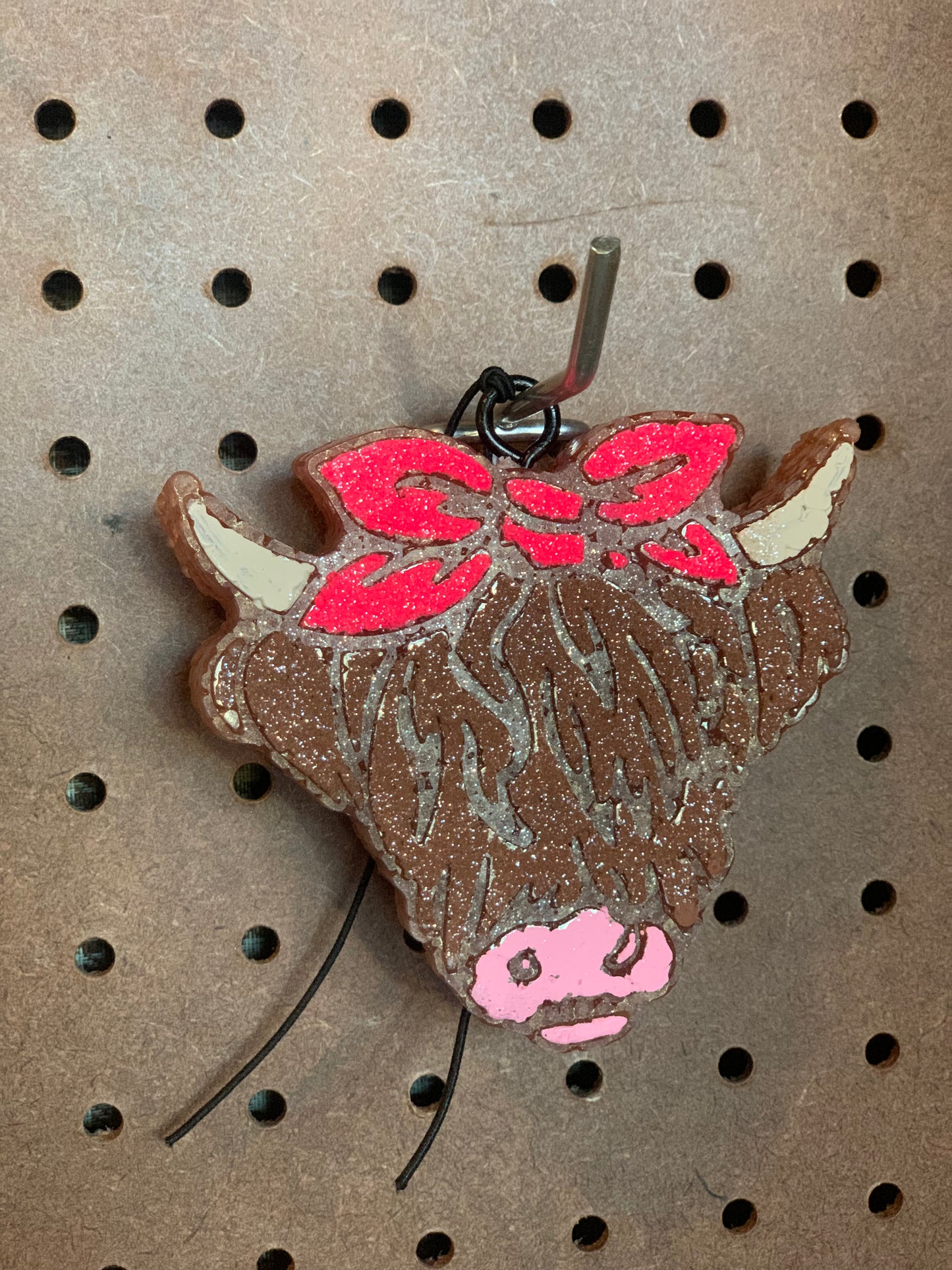 HF- Highland Cow w/Bow Freshie