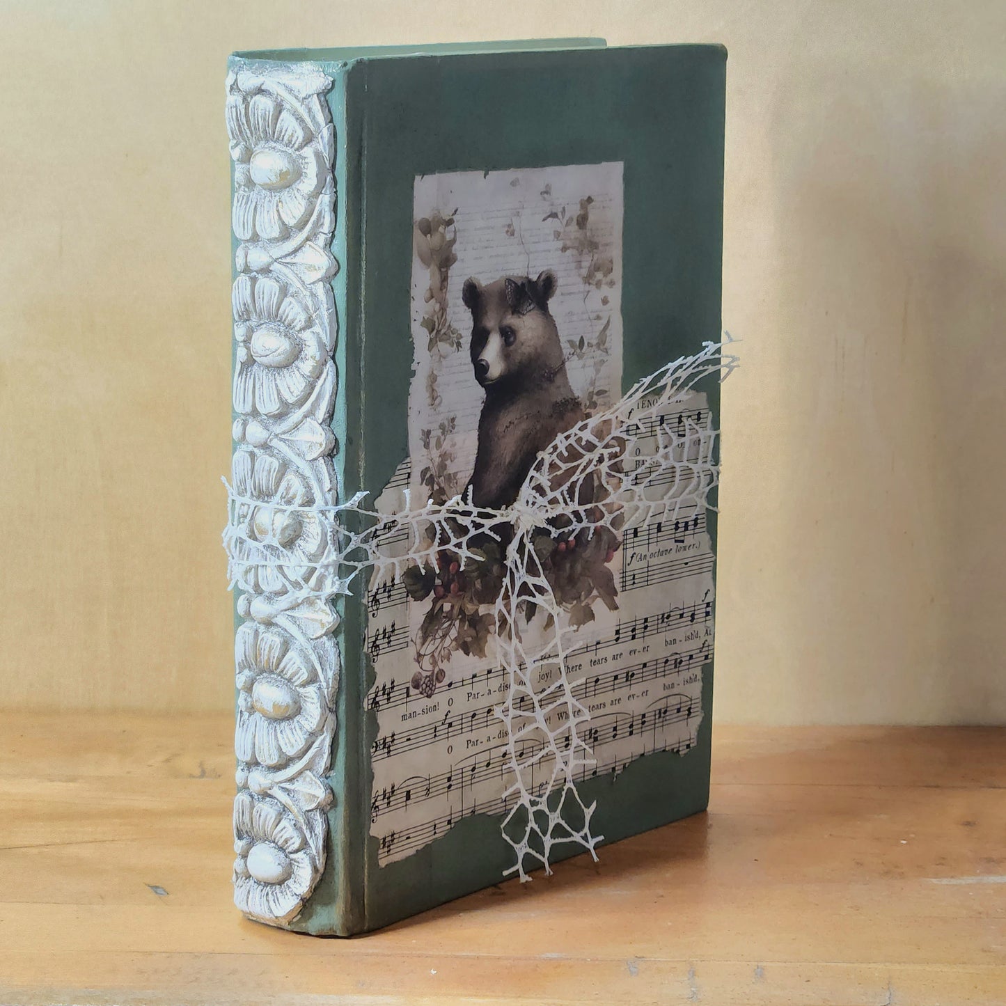 Book Decor - Bear