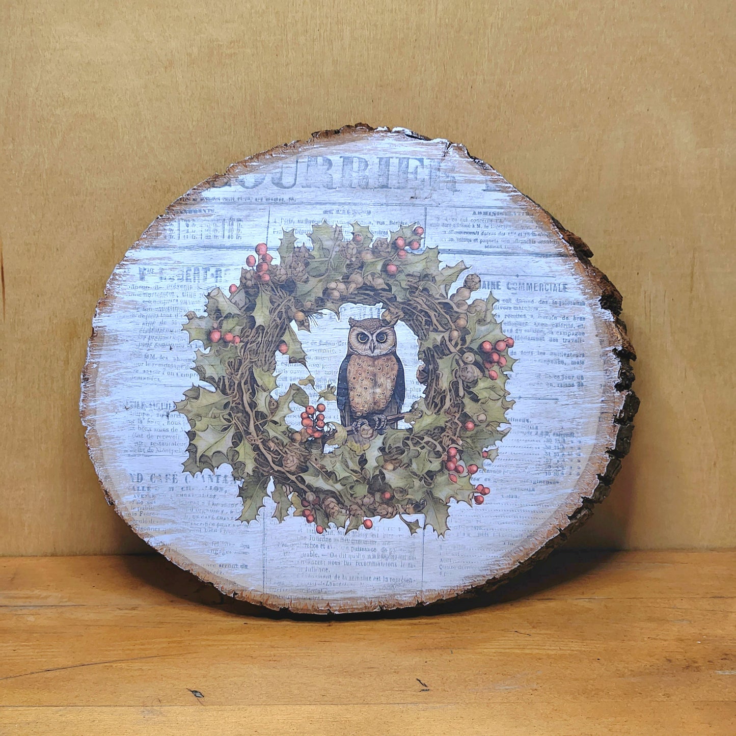 Wooden Round Christmas Owl