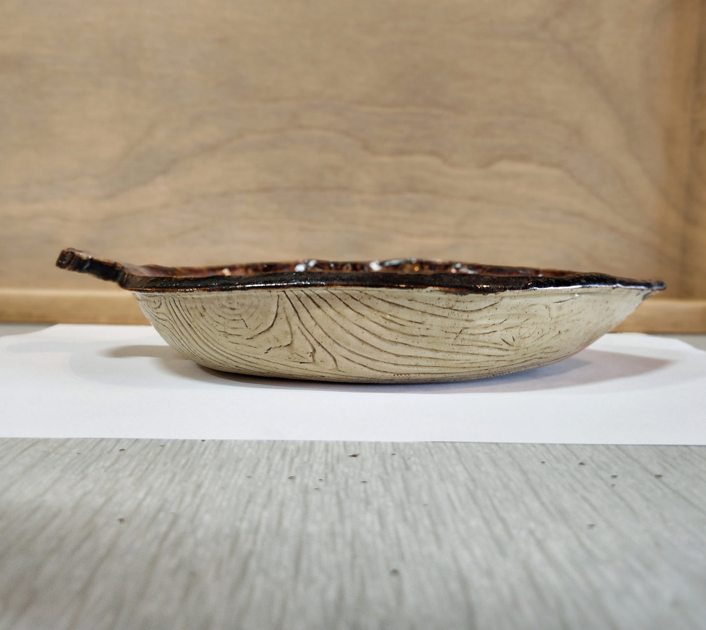 Ceramic Leaf Bowl