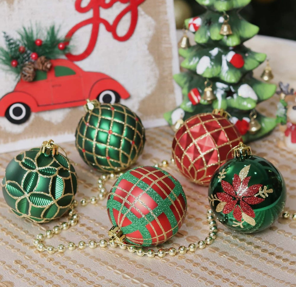 Christmas Ornament Set