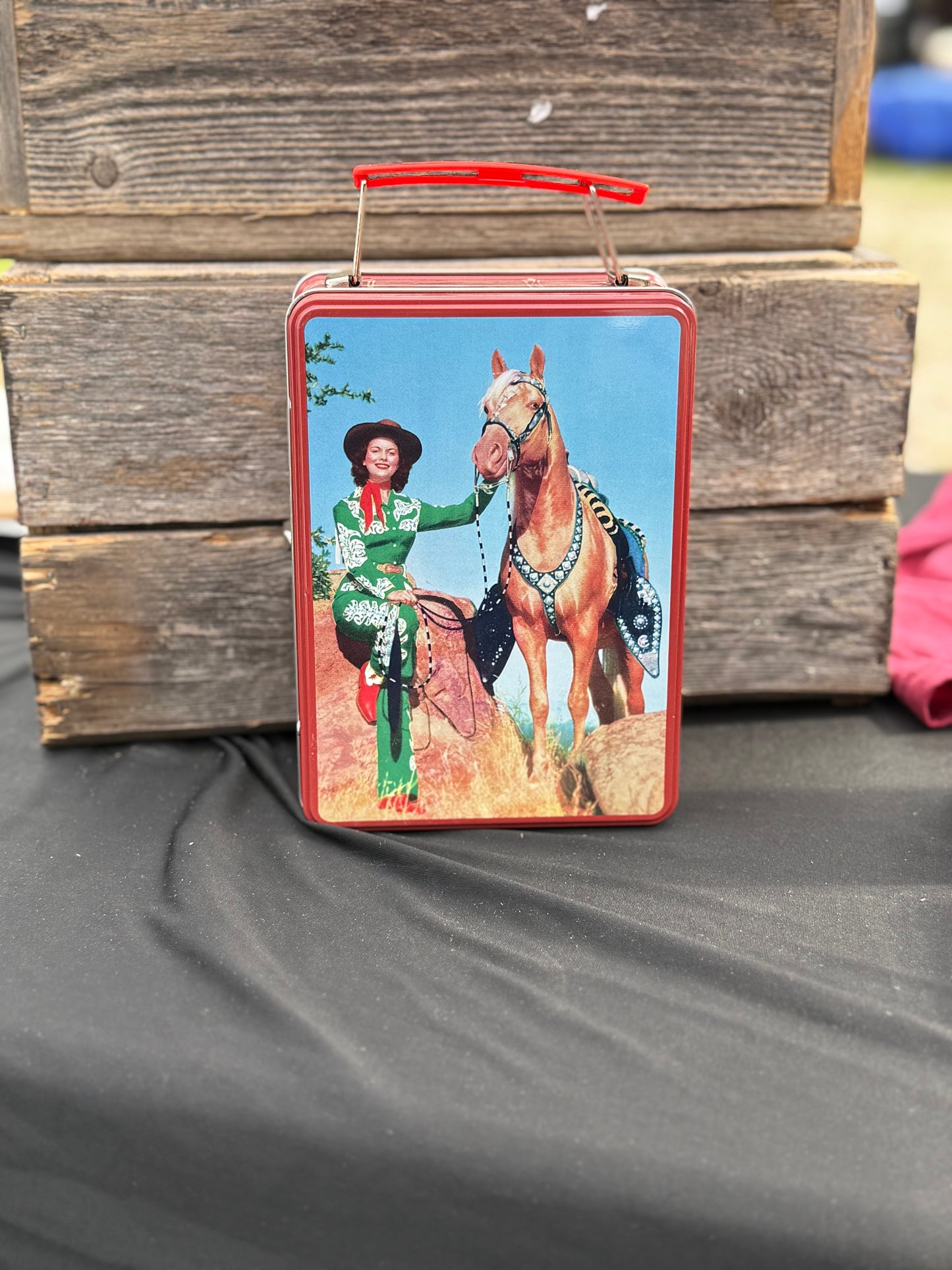 Cowgirl Tins - Carry Case
