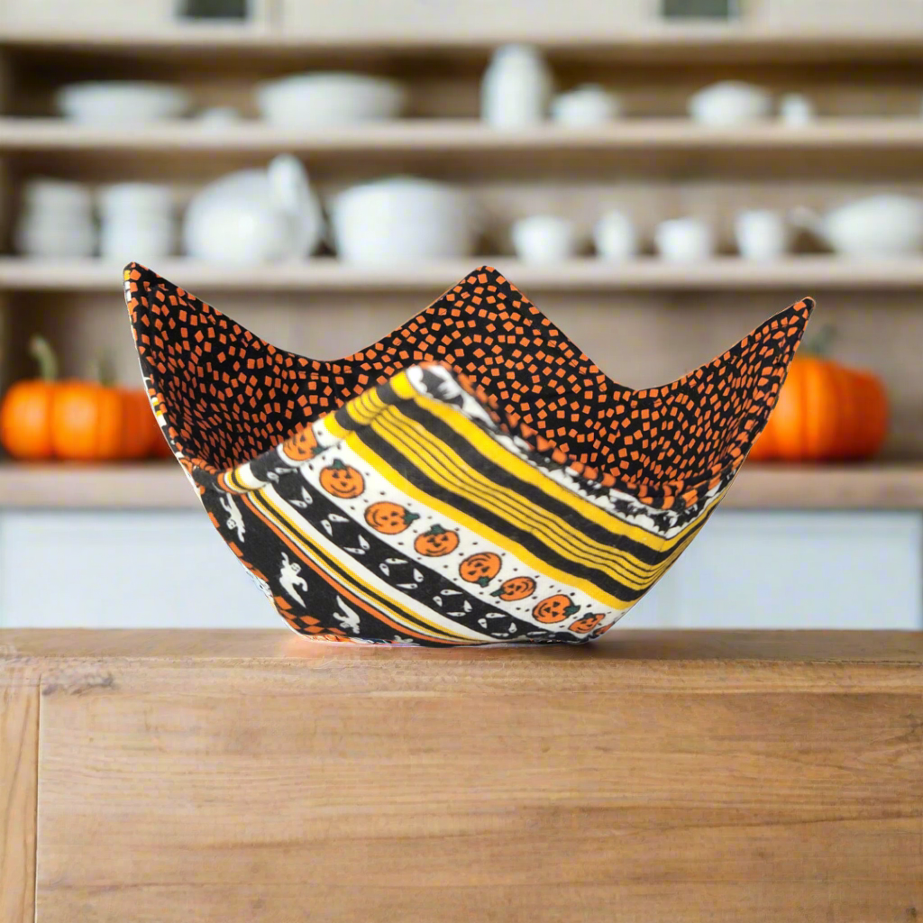 Reversible Halloween Bowl Cozy