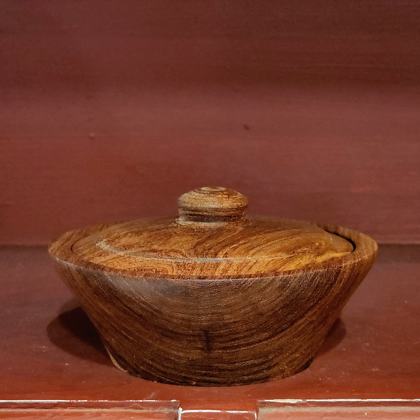 Mesquite Bowl with Lid